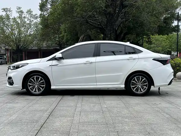 Chery Arrizo 5 PLUS 2021