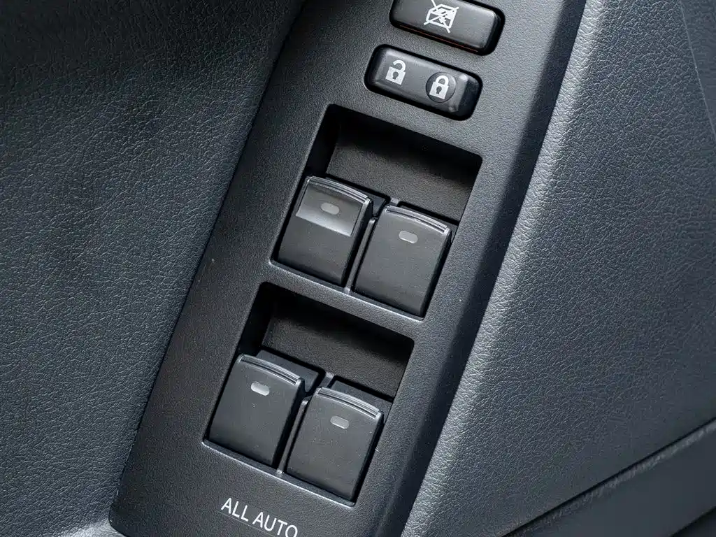 Toyota Prado 2016 — фото 21