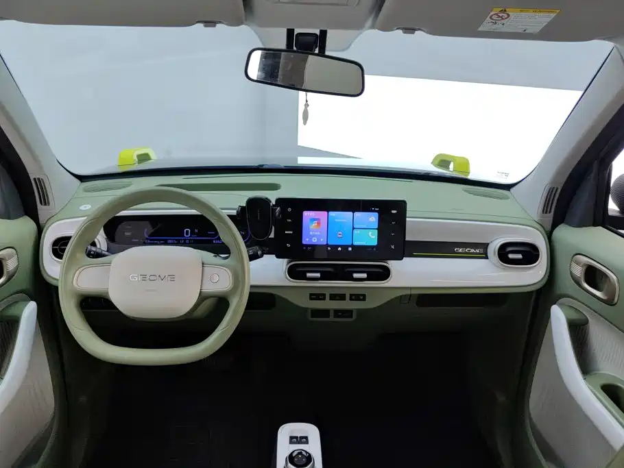Geely Galaxy Panda 2025 — фото 12