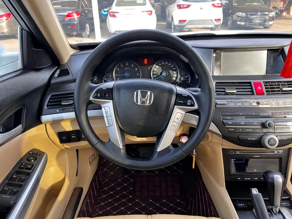 Honda Crosstour 2013 — фото 13