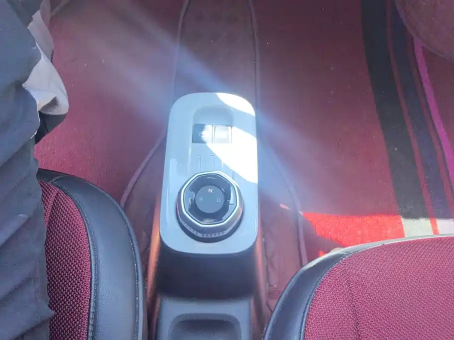 Geely Galaxy Panda 2024 — фото 16