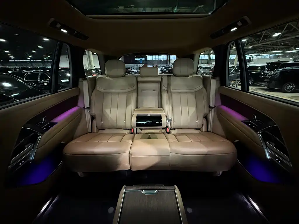 Land Rover Range Rover 2025 — фото 23