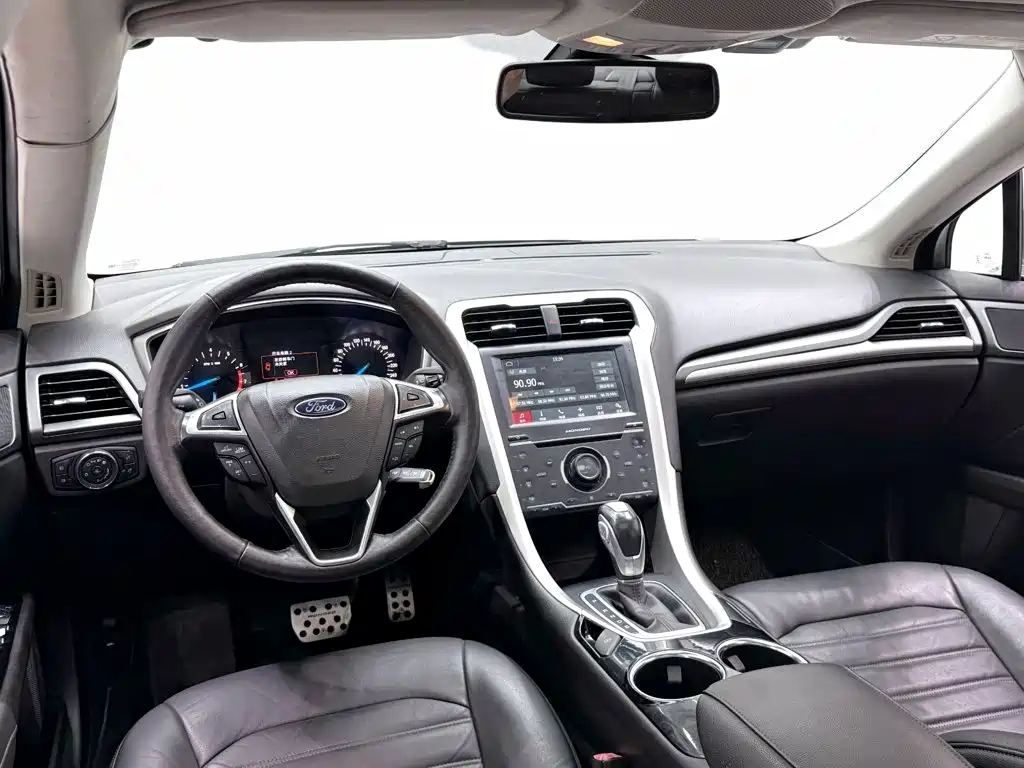 Ford Mondeo 2015 — фото 15