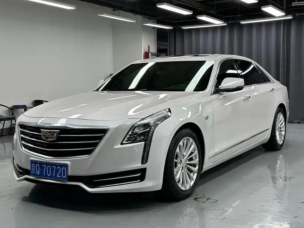 Cadillac CT6 2016 — фото 1