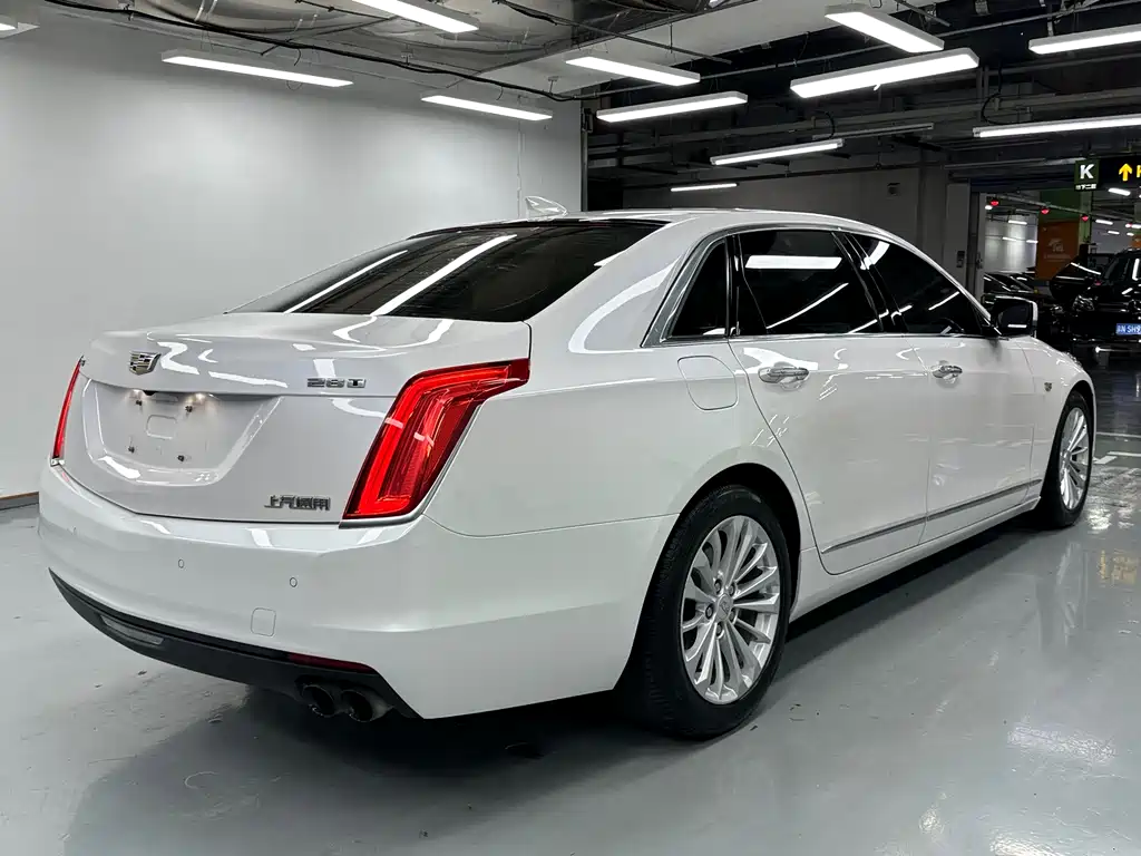 Cadillac CT6 2016 — фото 4