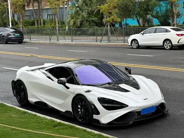 McLaren 720S 2019