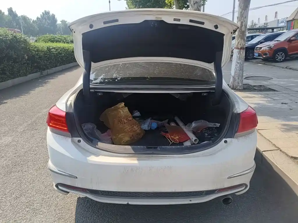 Honda Spirior 2015 — фото 19