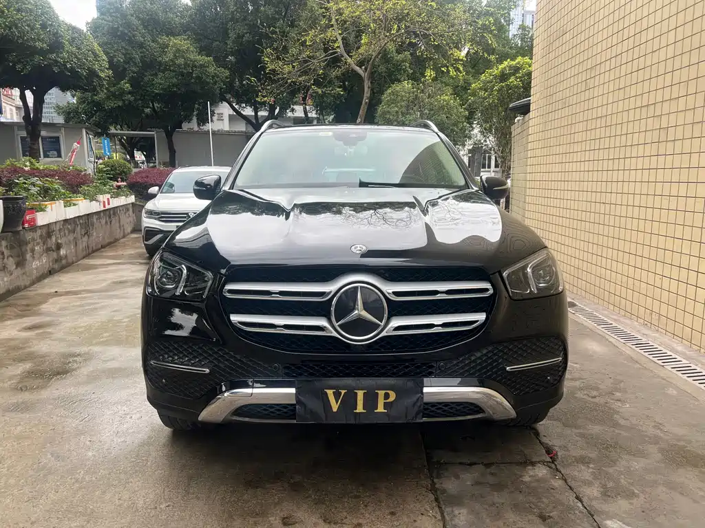 Mercedes-Benz GLE 2020 — фото 2
