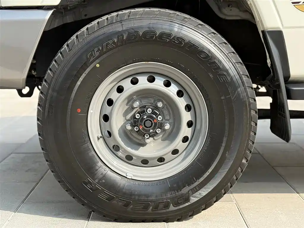 Toyota Land Cruiser 2025 — фото 9