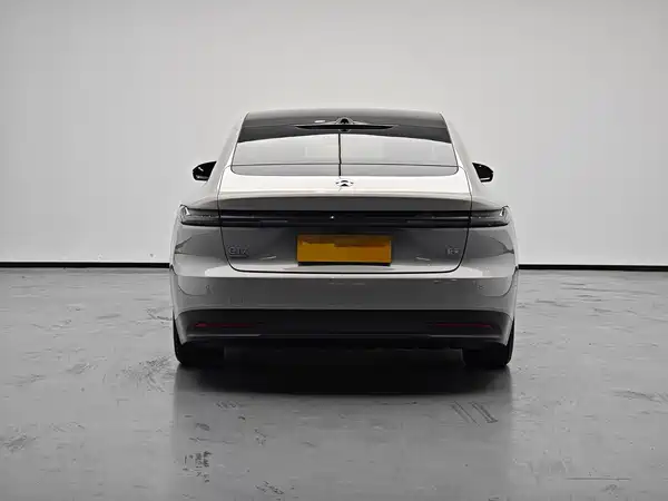 NIO ET7 2025