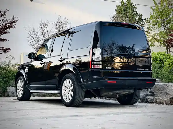 Land Rover Discovery 2015