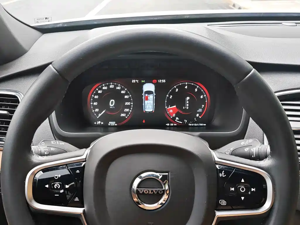 Volvo XC90 2016 — фото 14