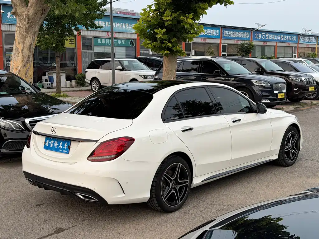 Mercedes-Benz C-Class 2021