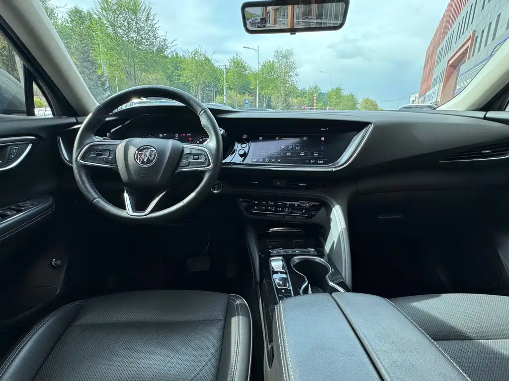 Buick Envision Plus 2023 — фото 12