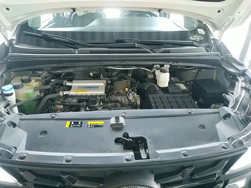 GAC Motor Trumpchi M6 2023 — фото 20
