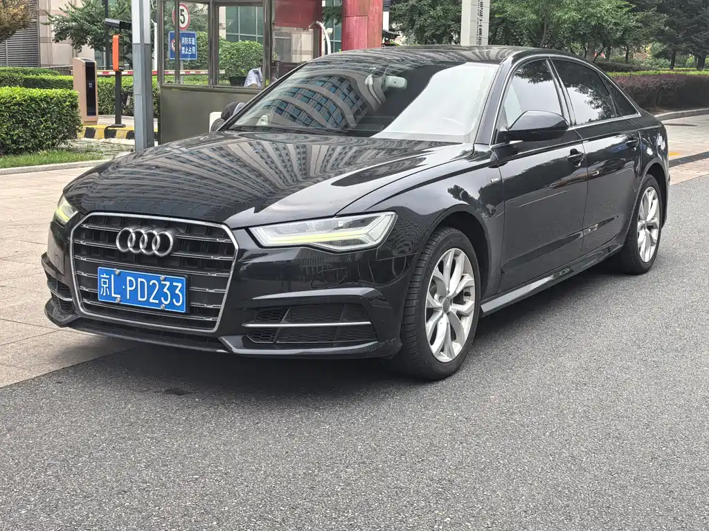 Audi A6L 2018 — фото 1