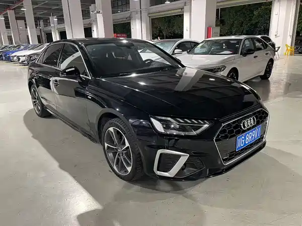 Audi A4L 2019