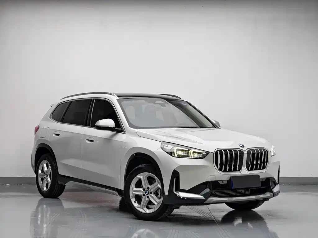 BMW X1 2023 — фото 3