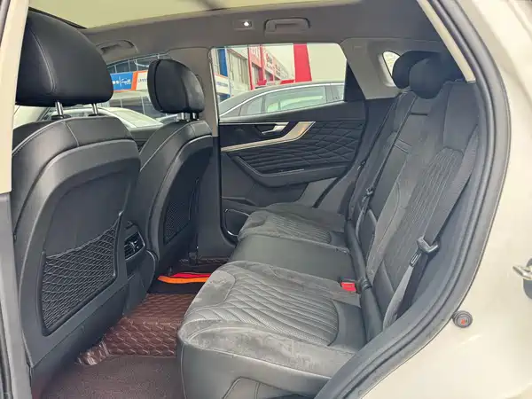 Hongqi HS5 2019