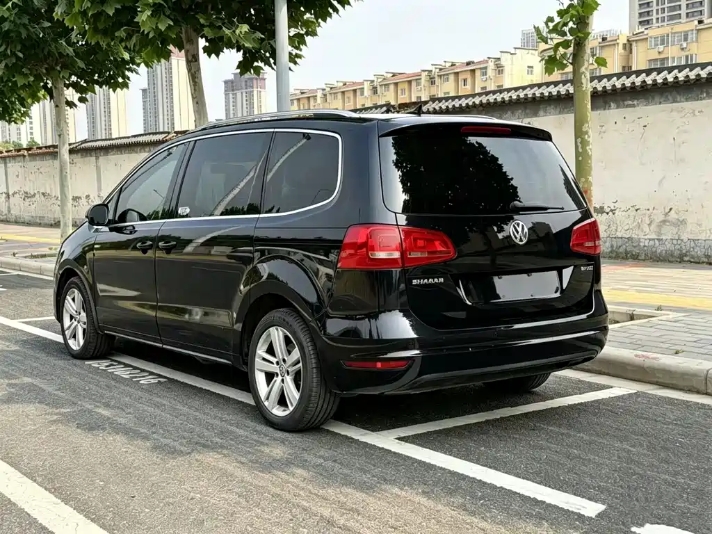 Volkswagen Sharan 2016 — фото 12