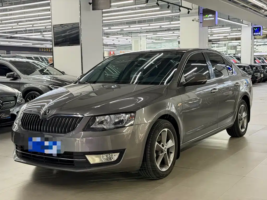 Skoda Octavia 2016 — фото 1
