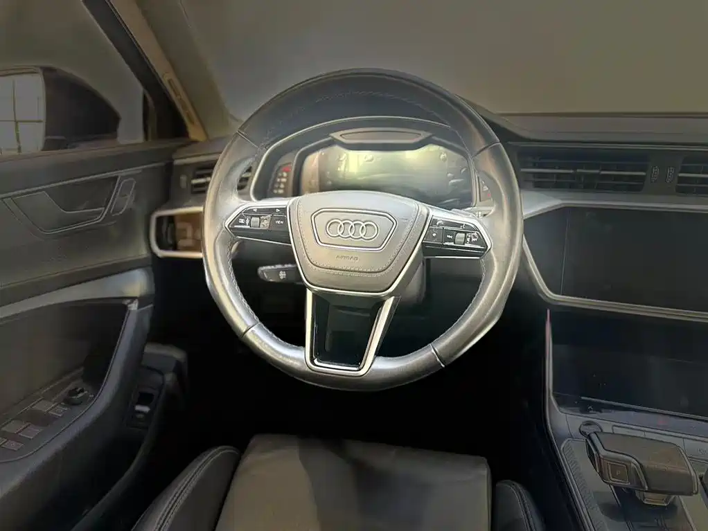 Audi A6L 2023 — фото 12