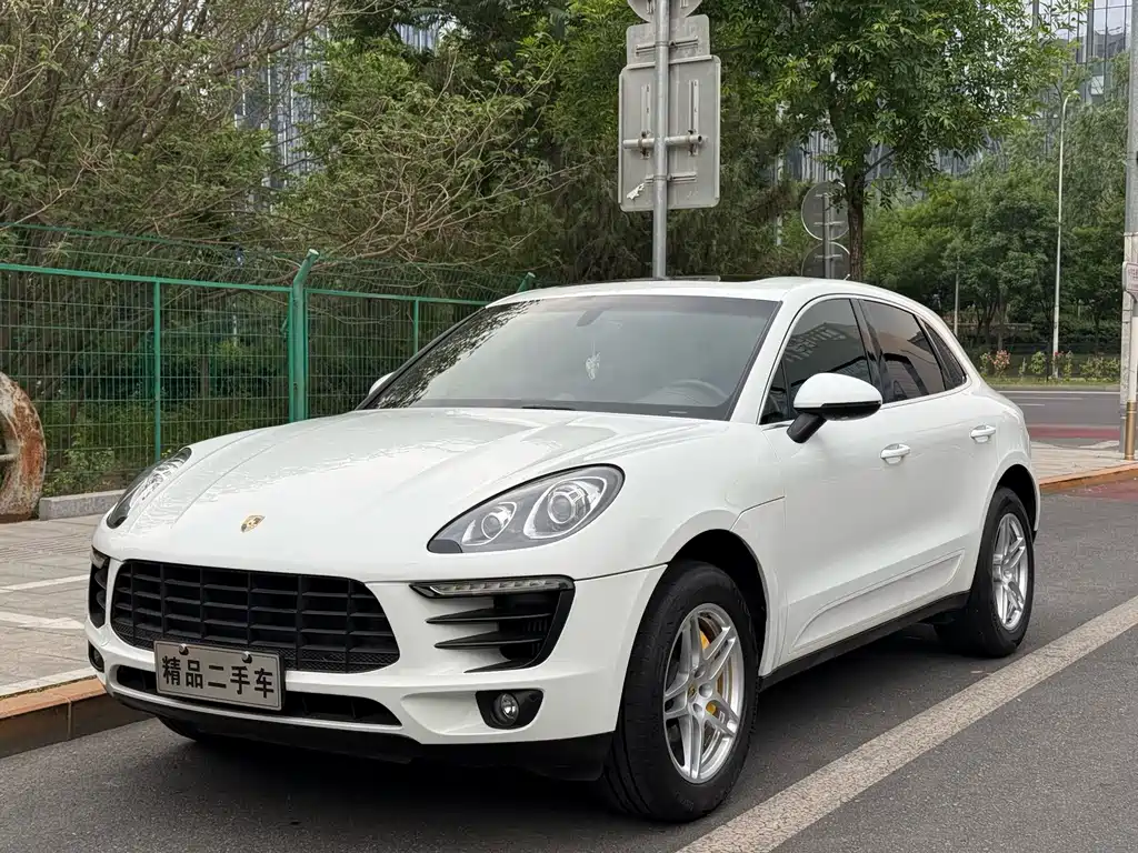 Porsche Macan 2015 — фото 1