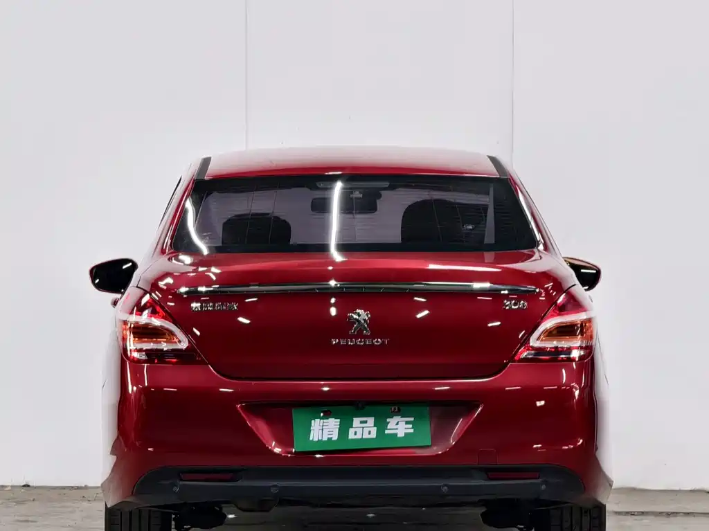 Peugeot 308 2015 — фото 5