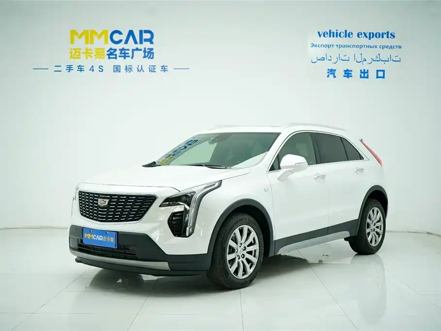 Cadillac XT4 2022 — фото 1