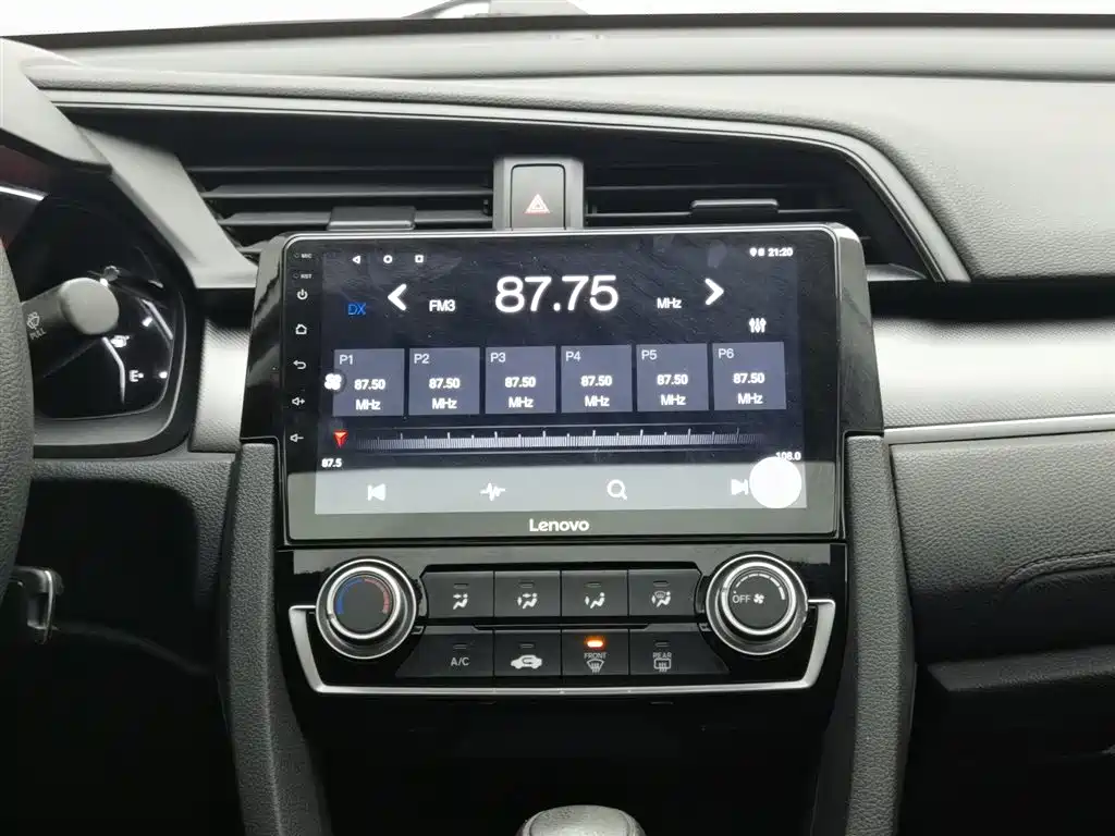 Honda Civic 2018 — фото 12