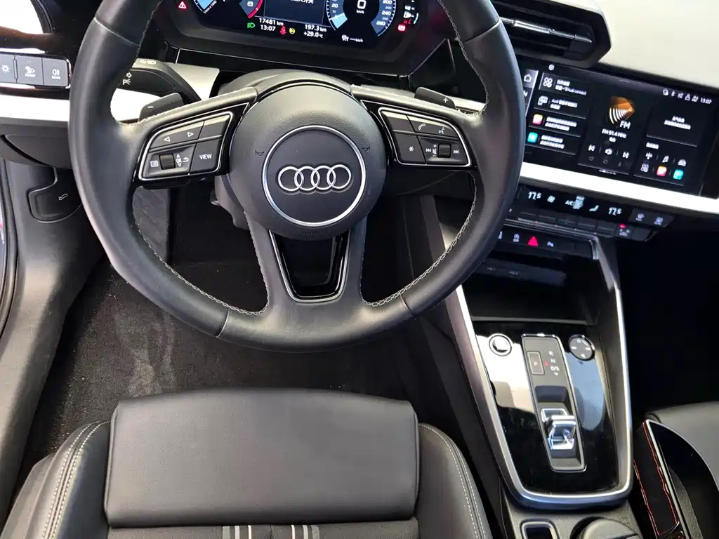 Audi A3 2022 — фото 8