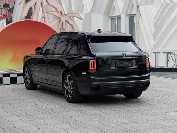 Rolls-Royce Cullinan 2023