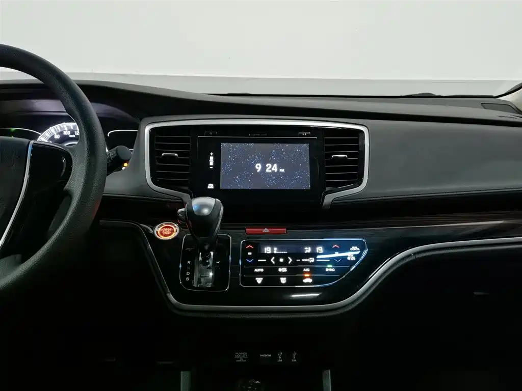 Honda Odyssey 2019 — фото 12