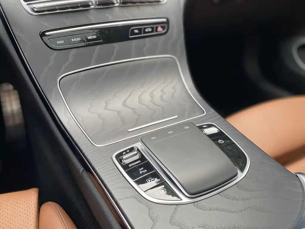Mercedes-Benz C-Class 2020 — фото 19