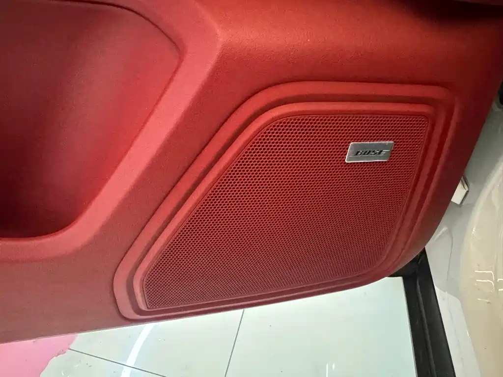 Porsche Macan 2020 — фото 13