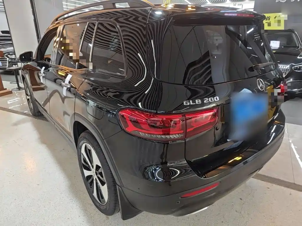 Mercedes-Benz GLB 2021