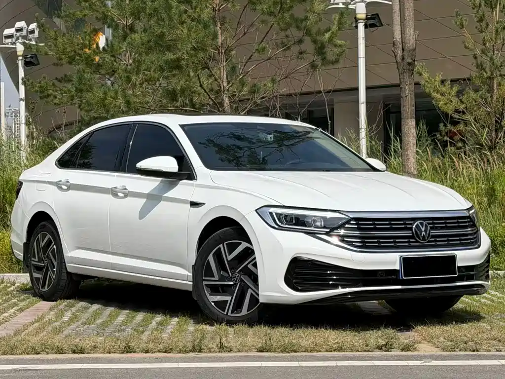 Volkswagen Sagitar 2025