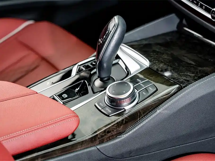 BMW 5 Series 2022 — фото 18