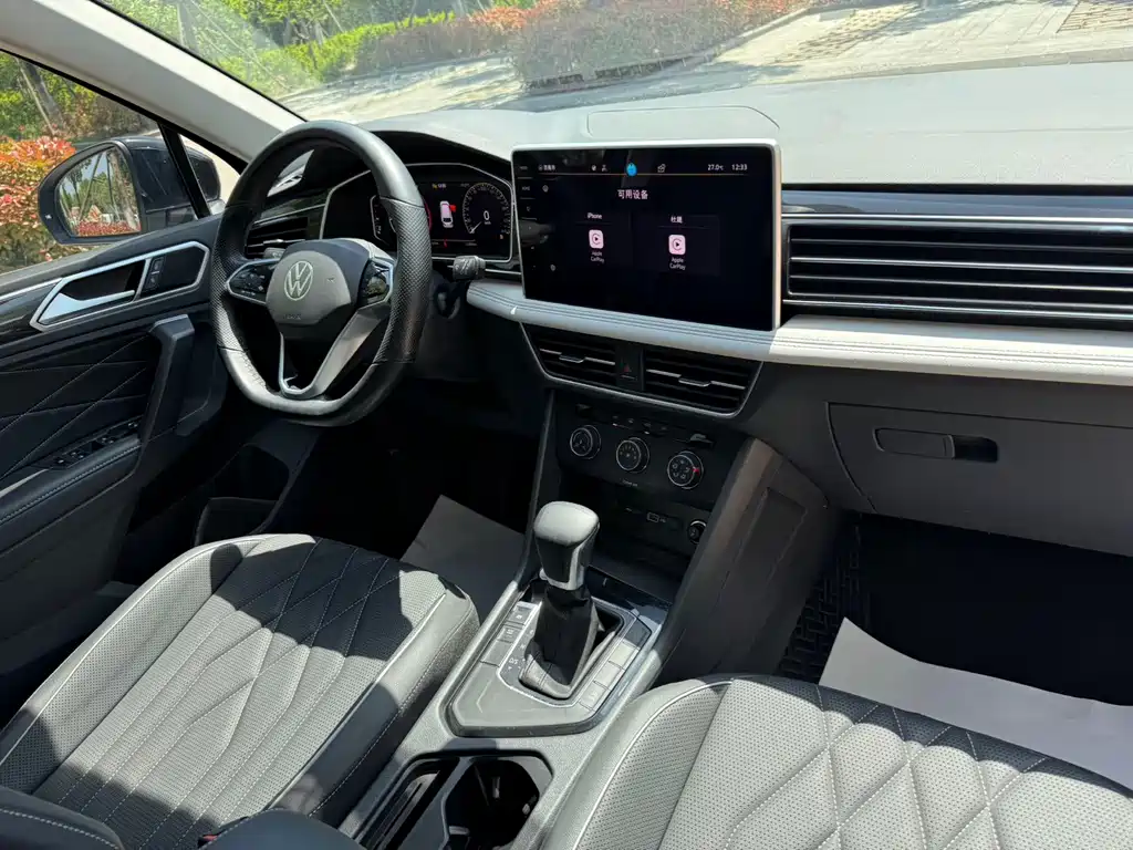 Volkswagen Tiguan L 2023 — фото 18