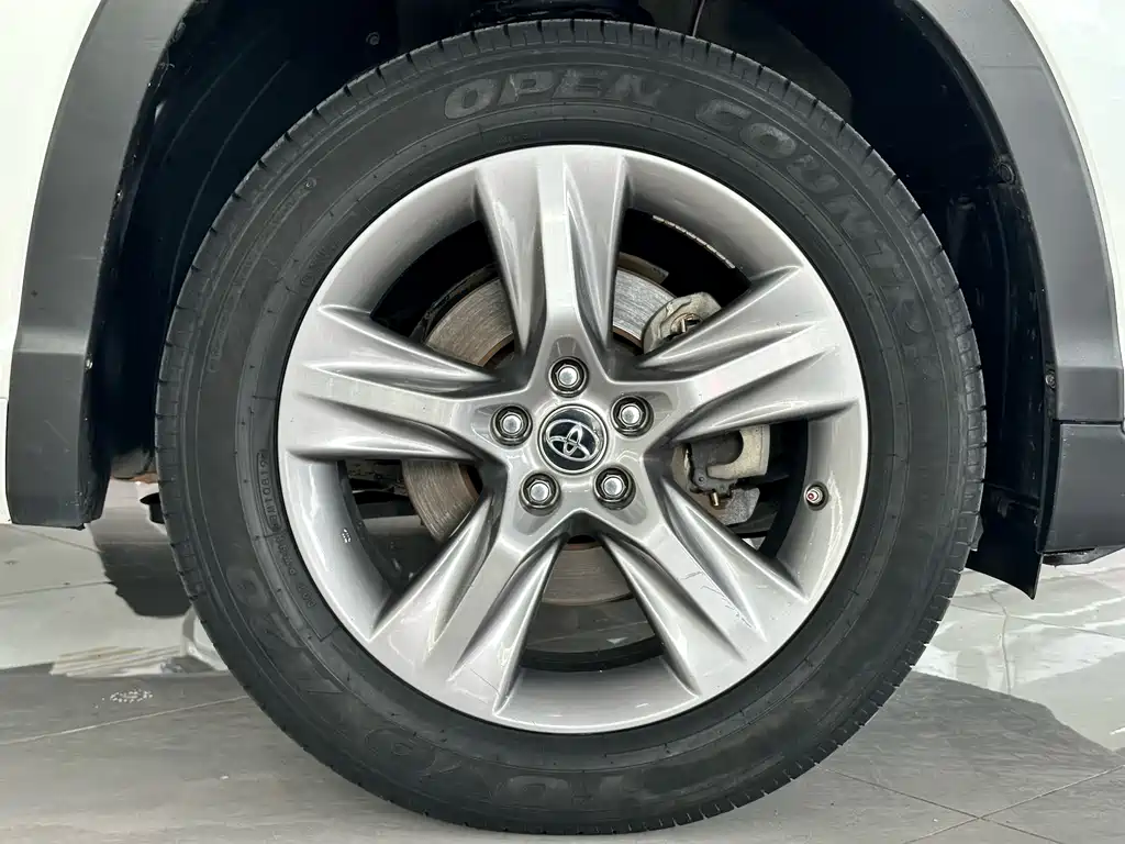 Toyota Highlander 2019 — фото 18