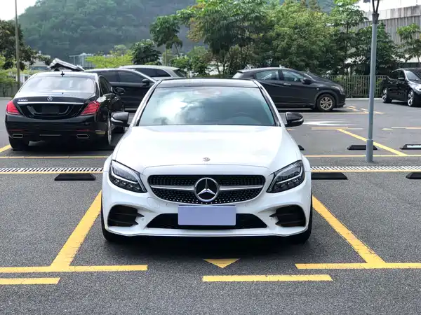 Mercedes-Benz C-Class 2021
