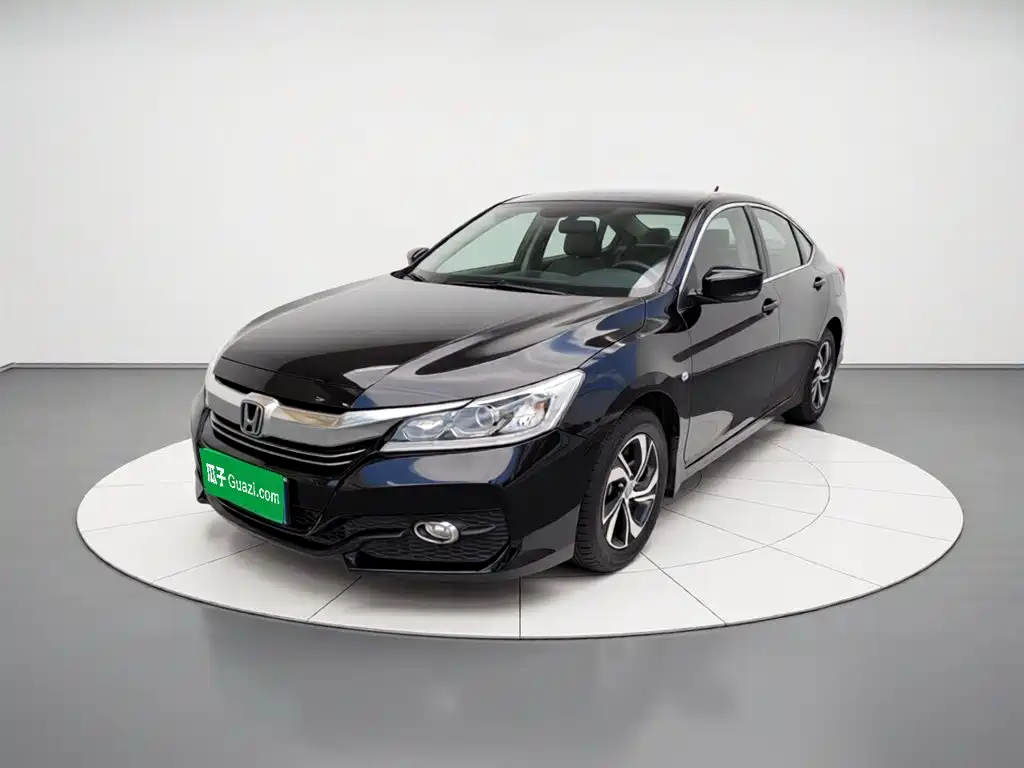 Honda Accord 2018 — фото 2