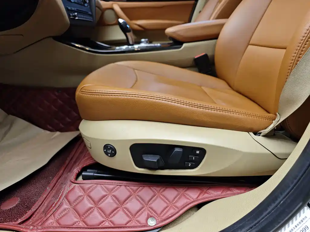 BMW X3 2013 — фото 10