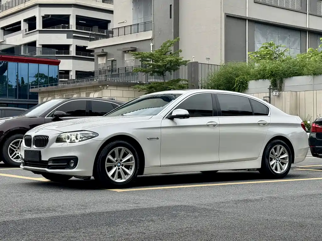 BMW 5 Series 2016