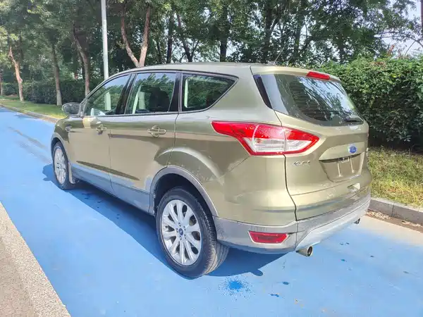 Ford Kuga 2016