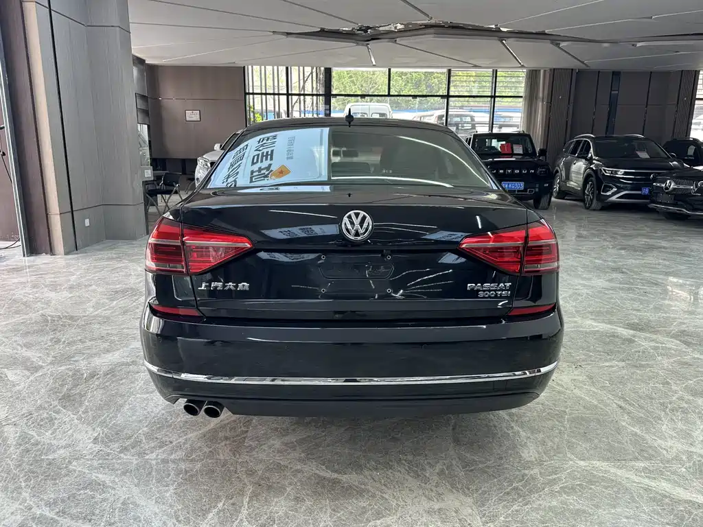 Volkswagen Passat 2019 — фото 6