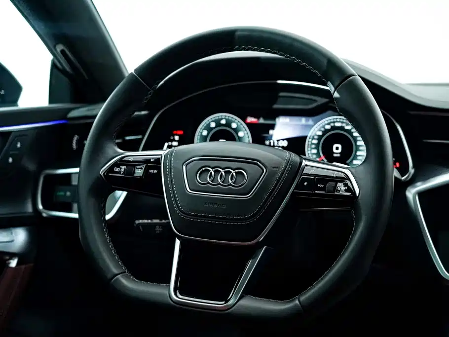 Audi A7L 2024 — фото 15