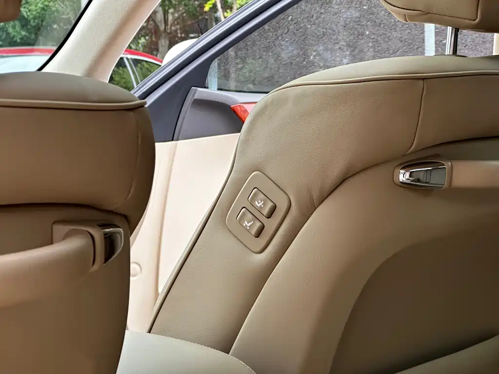 Toyota Crown 2008 — фото 24