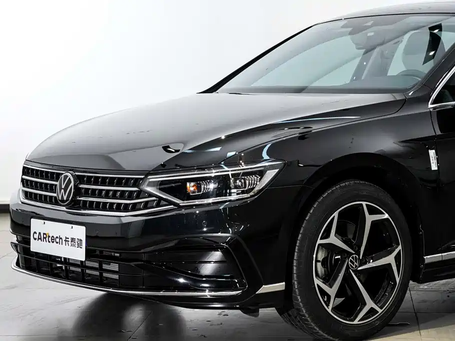 Volkswagen Magotan 2026