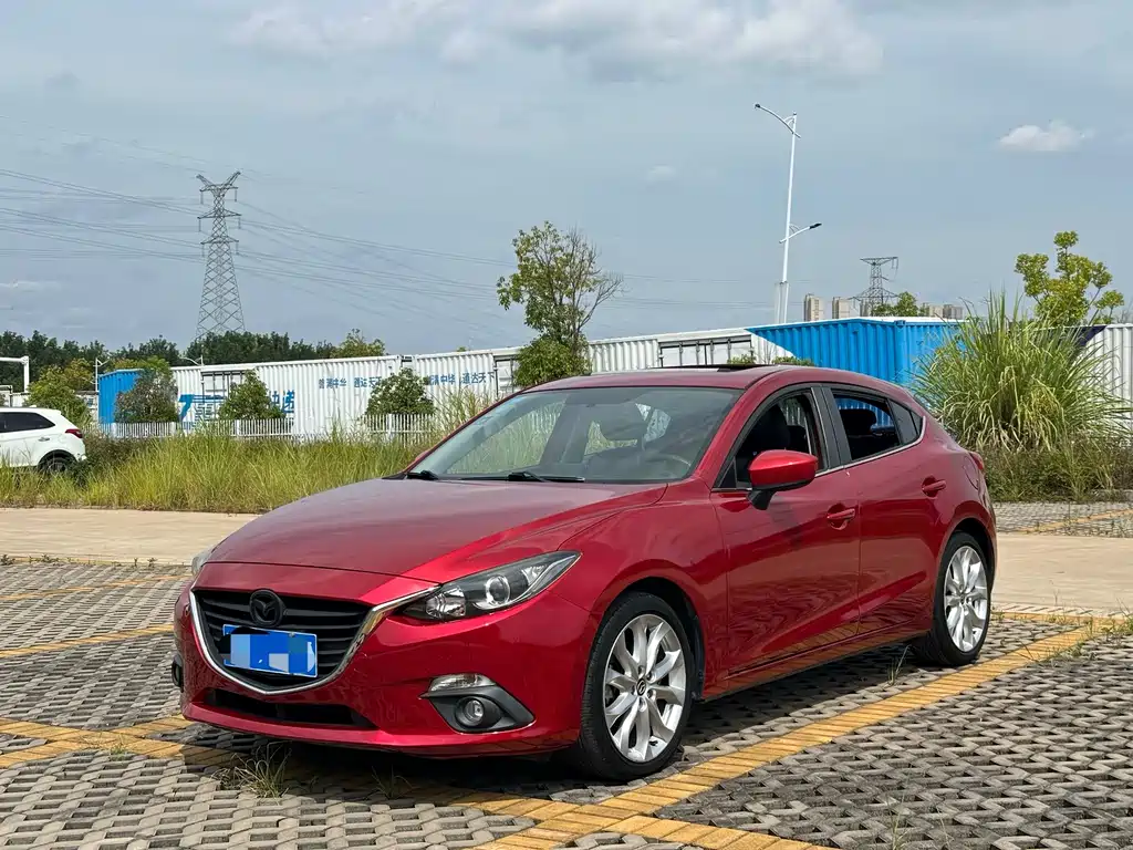 Mazda 3 Angkesela 2016